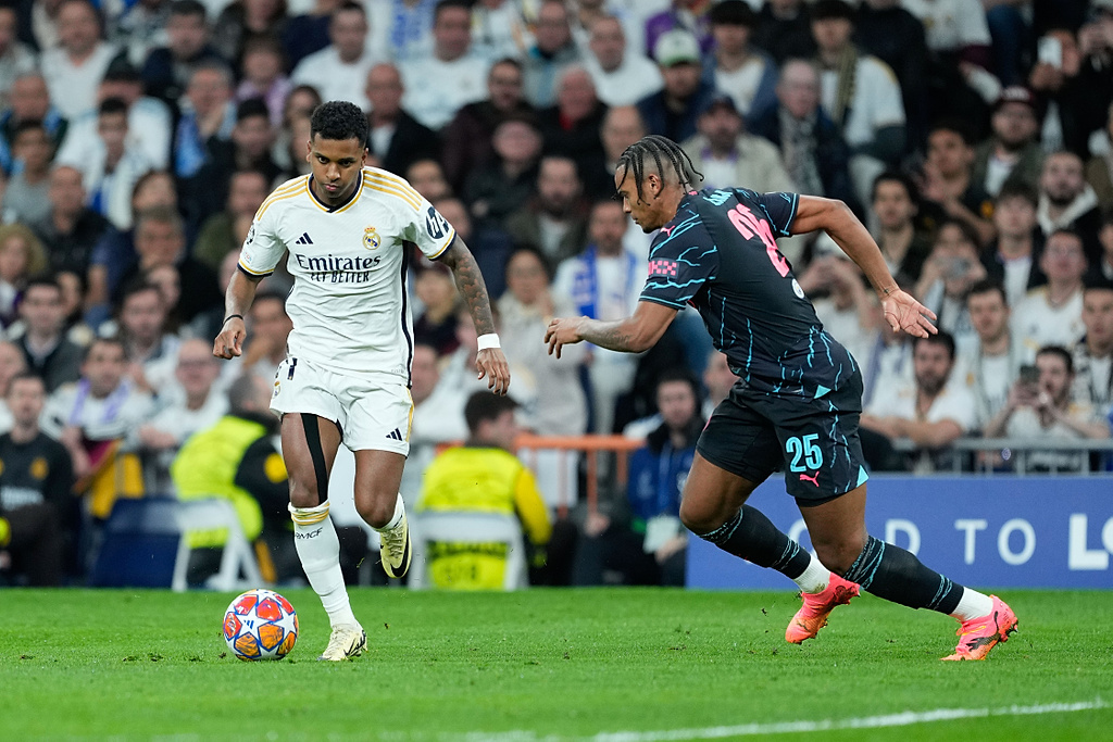 Klub lain yang tertarik dengan bintang Manchester City!