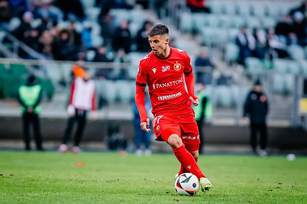 Pesepakbola Widzewa łódź semakin dekat dengan Zagłębie Lubin!