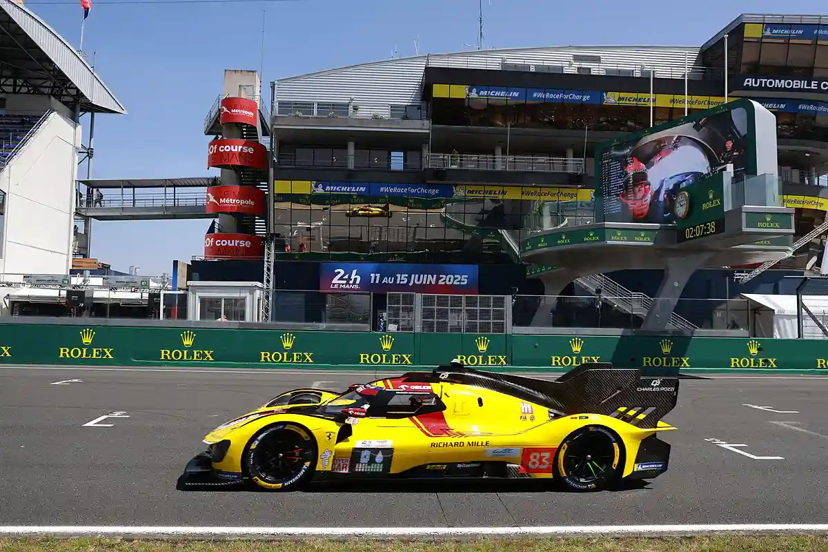 penampilan bagus Robert Kubica di peresmian WEC!